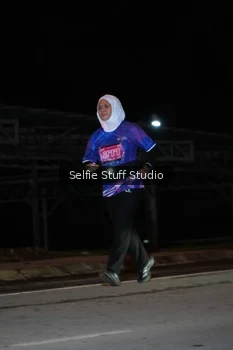 Runner Photo 1704172