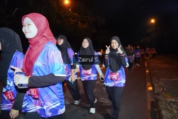 Runner Photo 1704187