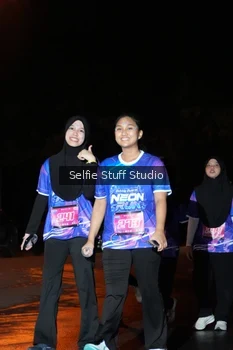 Runner Photo 1704194