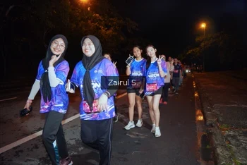 Runner Photo 1704252