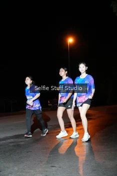 Runner Photo 1704319