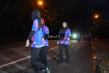Runner Photo 1704321