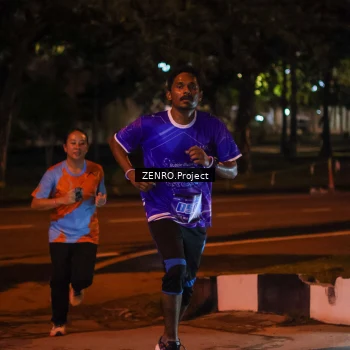 Runner Photo 1704336