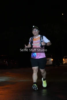 Runner Photo 1704372