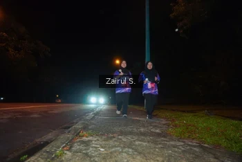 Runner Photo 1704376