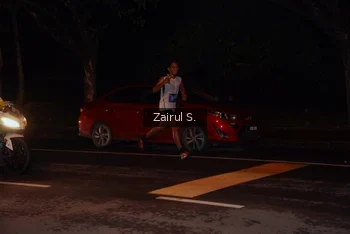 Runner Photo 1704436