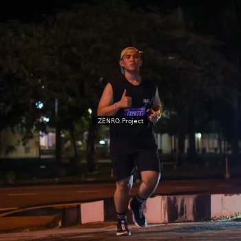 Runner Photo 1704482