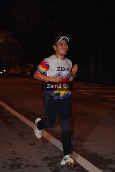 Runner Photo 1704489