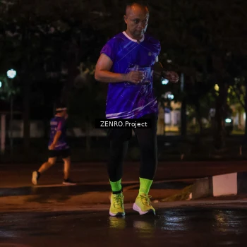 Runner Photo 1704518