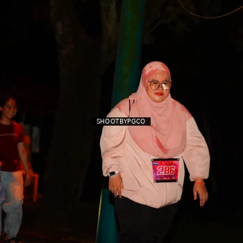 Runner Photo 1704537