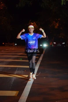 Runner Photo 1704551