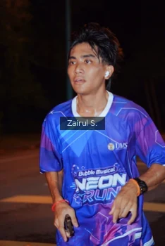 Runner Photo 1704598