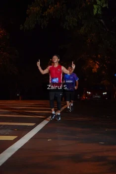 Runner Photo 1704602