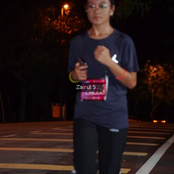 Runner Photo 1704671
