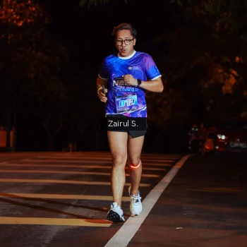 Runner Photo 1704692