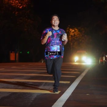 Runner Photo 1704736