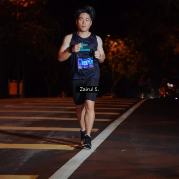Runner Photo 1704746