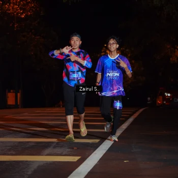 Runner Photo 1704758