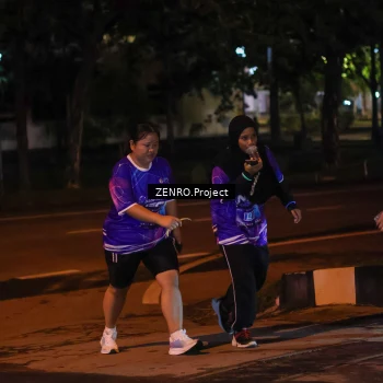 Runner Photo 1704773
