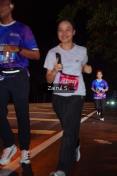 Runner Photo 1704810