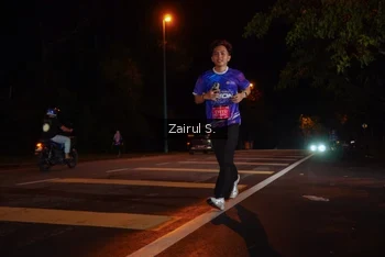 Runner Photo 1704815