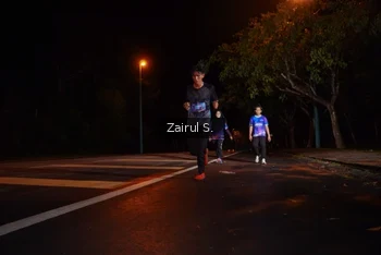 Runner Photo 1704825