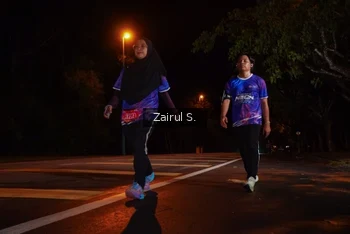 Runner Photo 1704828