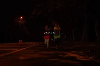 Runner Photo 1704846