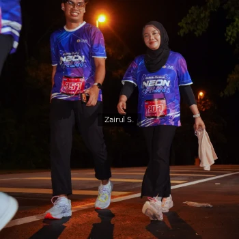 Runner Photo 1704855