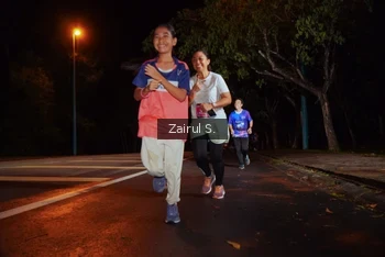 Runner Photo 1704856