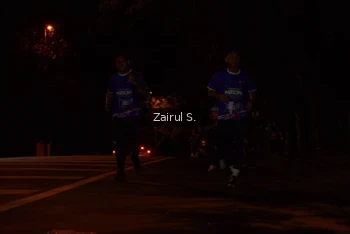 Runner Photo 1704863