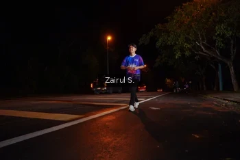 Runner Photo 1704873