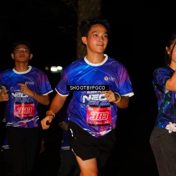 Runner Photo 1704875