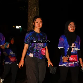 Runner Photo 1704878