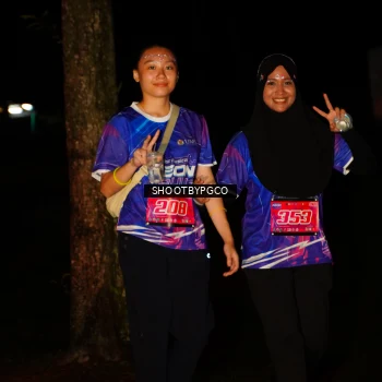 Runner Photo 1704887