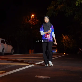 Runner Photo 1704890