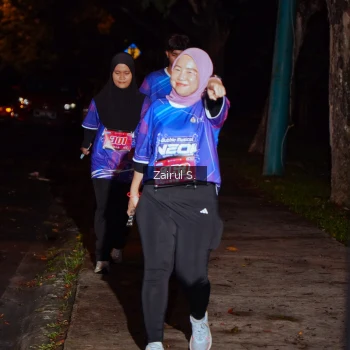Runner Photo 1704894