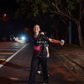 Runner Photo 1704913