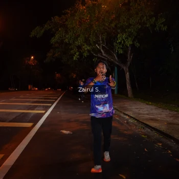 Runner Photo 1704927