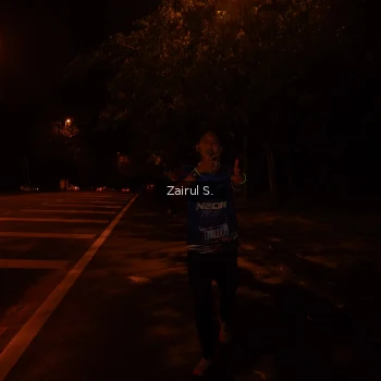 Runner Photo 1704930