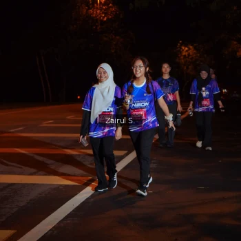 Runner Photo 1705030