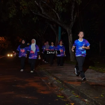 Runner Photo 1705098