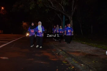 Runner Photo 1705100