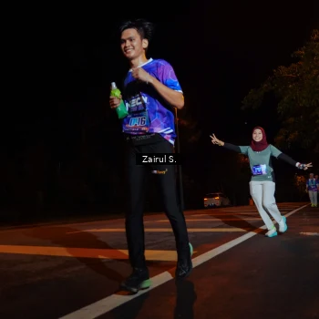 Runner Photo 1705152