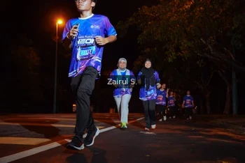 Runner Photo 1705156