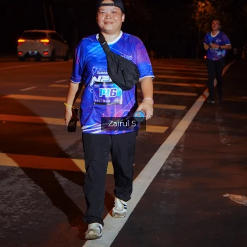 Runner Photo 1705210