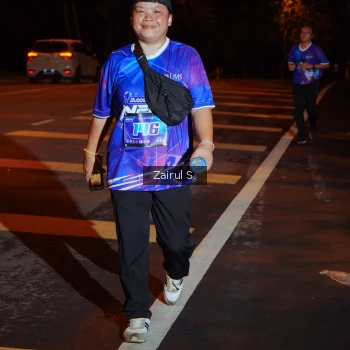 Runner Photo 1705211