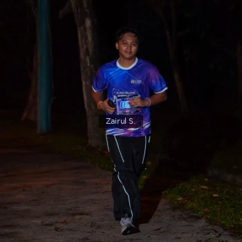 Runner Photo 1705224