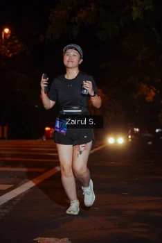 Runner Photo 1705235