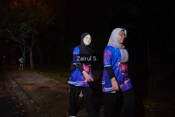 Runner Photo 1705280